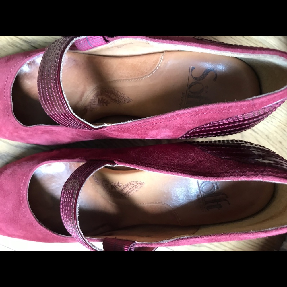 Wine colored Sofft heels - Picture 4 of 13